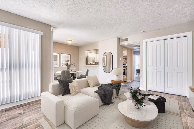 MacArthur Place at 183 photo 4