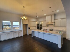 962 Thoroughbred Ave Frisco, TX 75036 photo 4