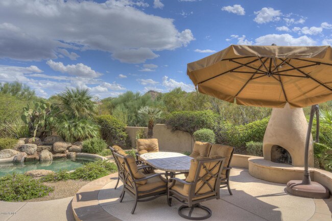 34125 N Boulders Pkwy Scottsdale, AZ 85266 photo 4