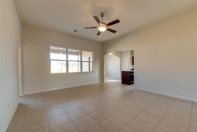 13033 Tobin Drive, Crowley, TX 76036 photo 3