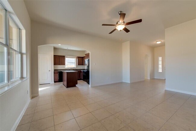 13033 Tobin Drive, Crowley, TX 76036 photo 5