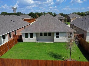 7013 English Elm Trail, Mckinney, TX 75071 photo 2