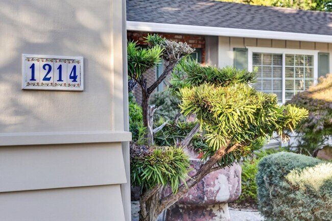 1214 Kilarney Ln Walnut Creek, CA 94598 photo 2
