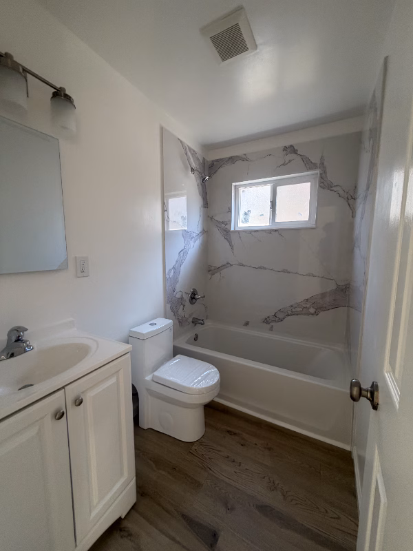 9719 Cherry St Oakland, CA 94603 photo 2