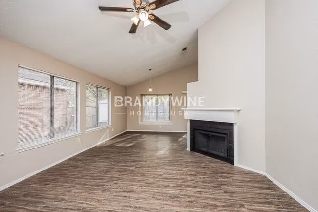 926 Gable Ave photo 3