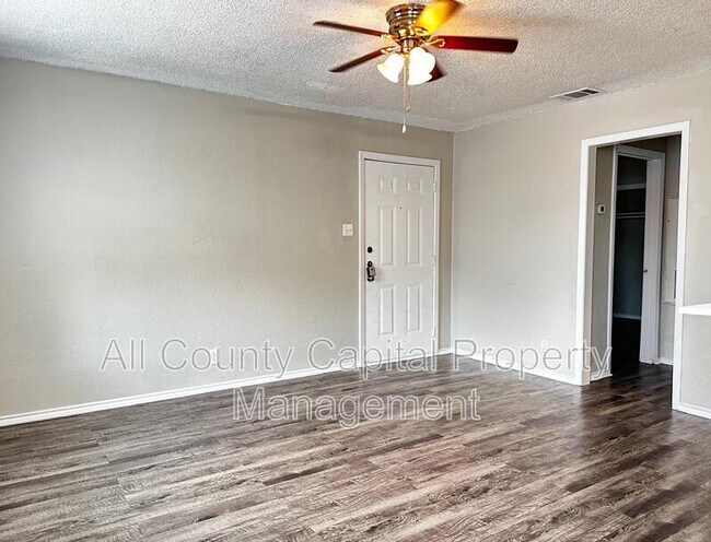 6110 Wheless Cove Austin, TX 78723 photo 4
