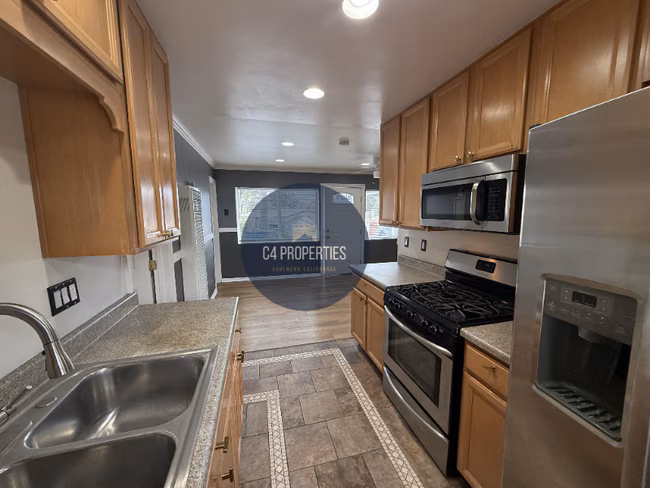 315 Lado De Loma Dr Vista, CA 92083 photo 5