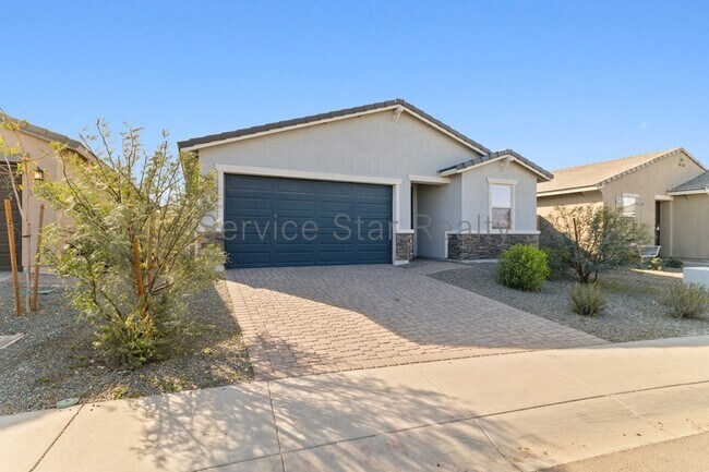 8629 W Warner St Tolleson, AZ 85353 photo 2