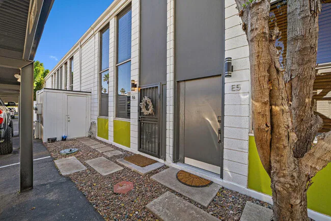 385 W Pierson St Phoenix, AZ 85013 photo 3