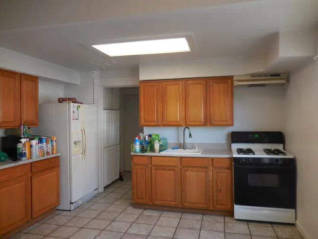 301 Santa Clara Ave Rio Vista, CA 94571 photo 3