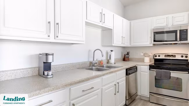 1601 W Arbrook Blvd Arlington, TX 76015 photo 4