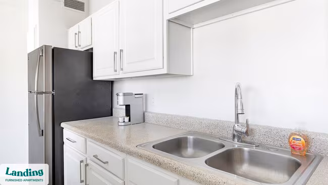1601 W Arbrook Blvd Arlington, TX 76015 photo 5
