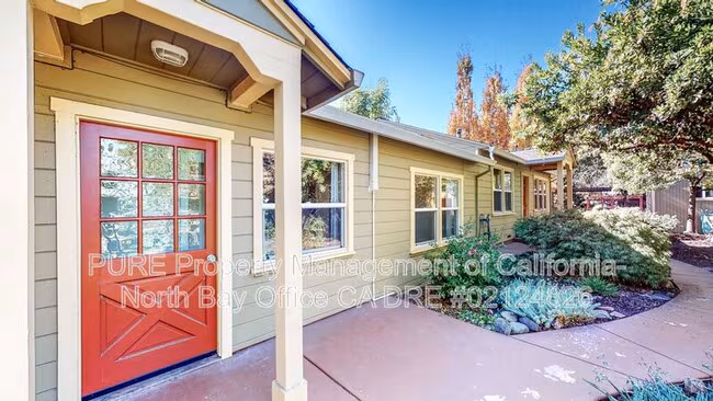 1019 North St Santa Rosa, CA 95404 photo 3