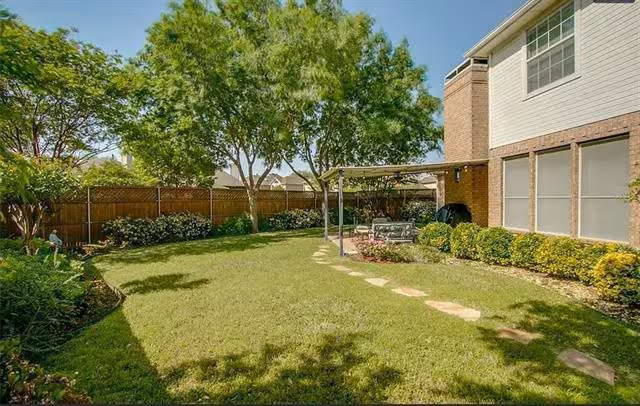 120 Stonecreek Dr Irving, TX 75063 photo 5