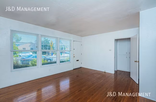 4374 Louisiana St San Diego, CA 92104 photo 5