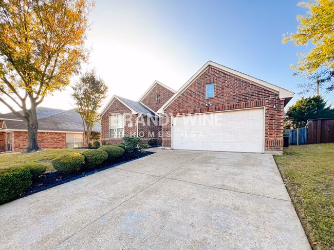 806 Christine Drive, Cedar Hill, TX 75104 photo 2