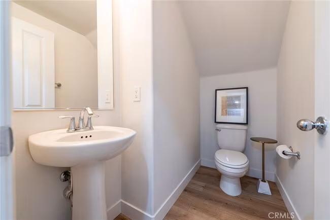 35794 Springvale Ln Murrieta, CA 92562 photo 2