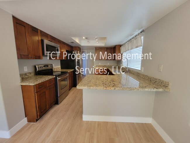 4610 E Meadow Dr Phoenix, AZ 85032 photo 3