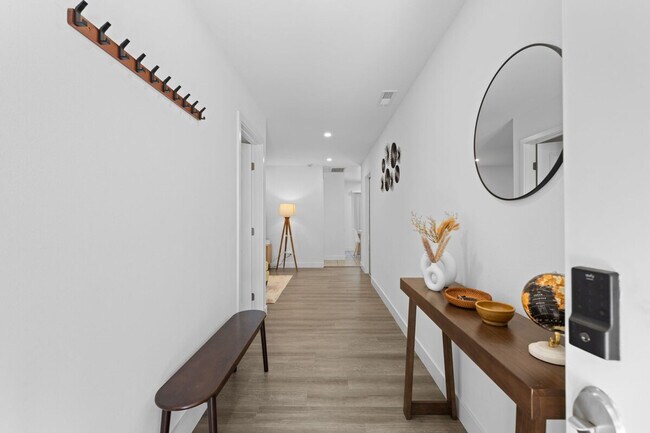 4005 Jan Way San Jose, CA 95124 photo 4