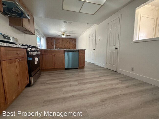 1404 Tulip Drive, Antioch, CA 94509 photo 4