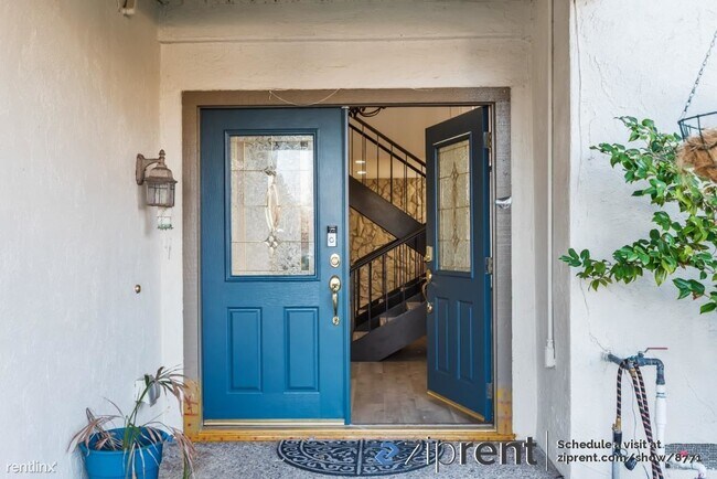 2025 Park Royal Drive, San Jose, CA 95125 photo 3