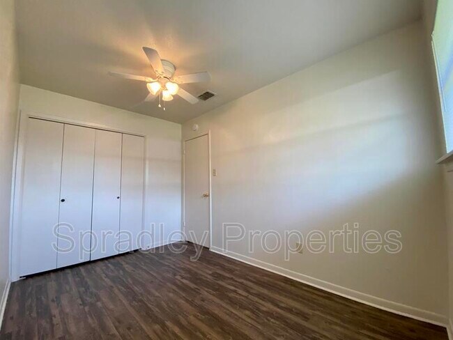 801 Apache Dr Temple, TX 76504 photo 4