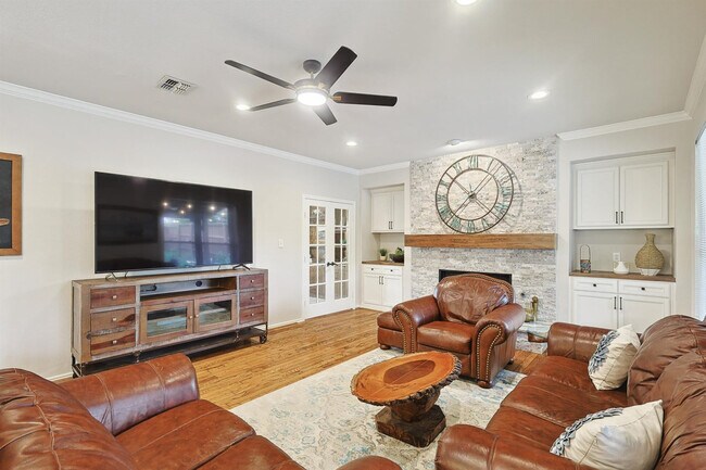 2080 Kamla Rd Lewisville, TX 75067 photo 4