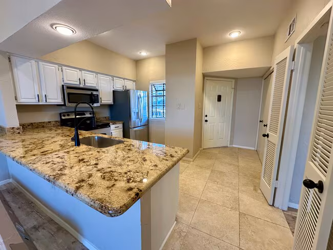 228 Henry Chandler Dr Rockwall, TX 75032 photo 2