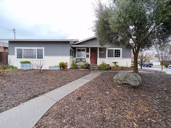 3700 Parrett Ave Napa, CA 94558 photo 4