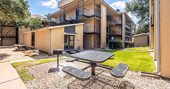 The Ridge Apartments photo 5