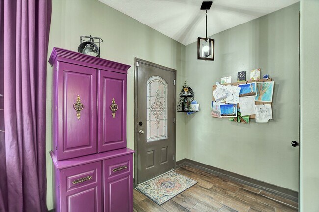 6706 Lindale Manor Court, Spring, TX 77379 photo 4