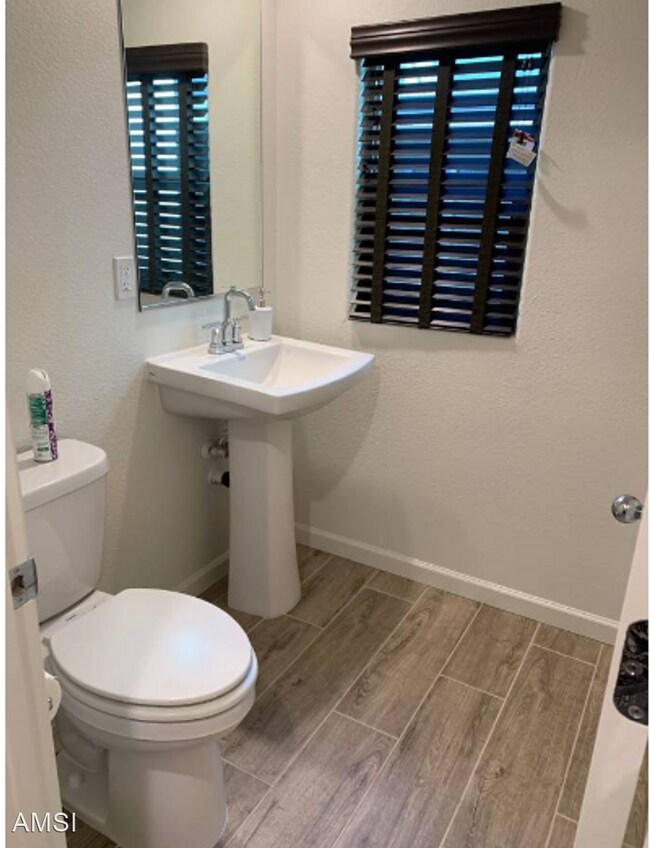 25425 Custom Drive, Hayward, CA 94544 photo 4
