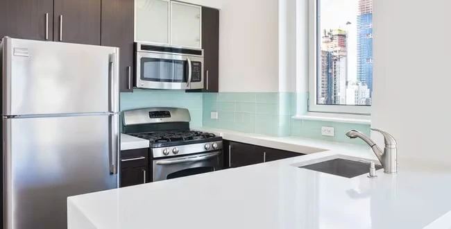 522 W 37th St New York, NY 10018 photo 5