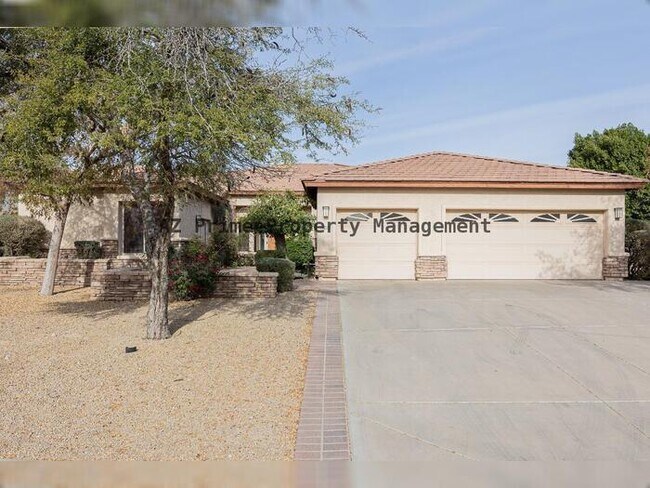 14210 W Greentree Dr S Litchfield Park, AZ 85340 photo 2