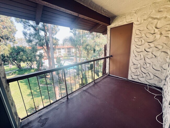 10699 San Diego Mission Rd San Diego, CA 92108 photo 4