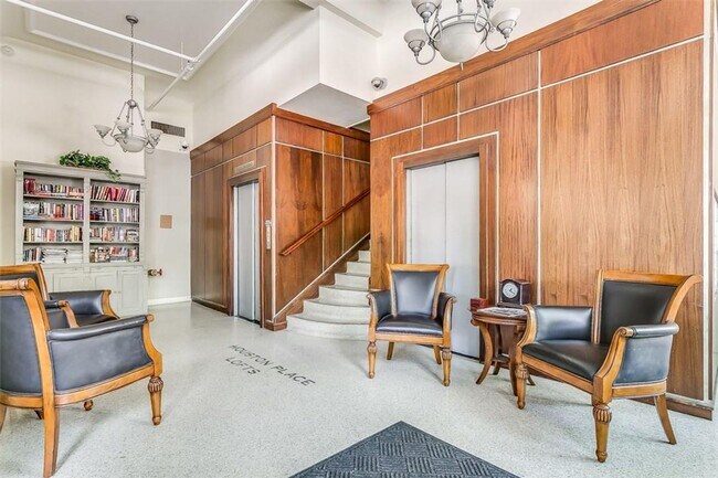 910 Houston Street, Fort Worth, TX 76102 photo 4