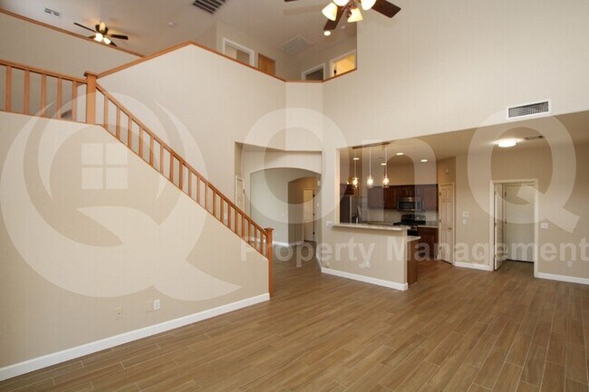6841 S 26th Pl Phoenix, AZ 85042 photo 4