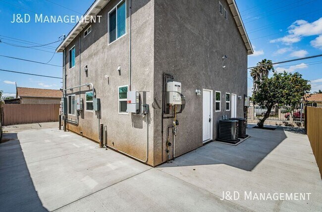 508 S 46th St San Diego, CA 92113 photo 4