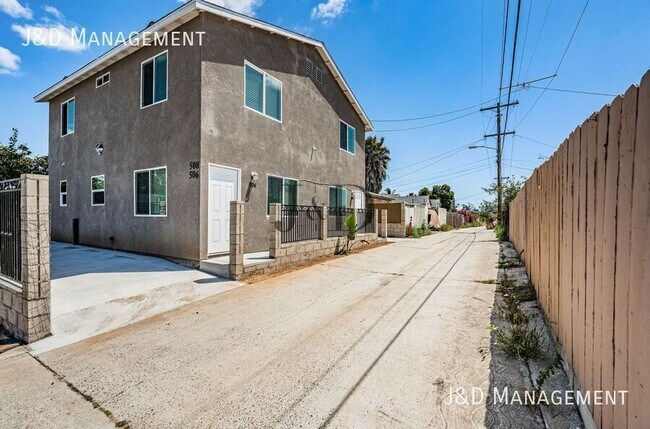 508 S 46th St San Diego, CA 92113 photo 3