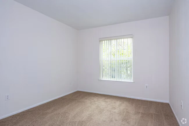 2BR/1BA Apartment on Avian Dr · Vallejo photo 5