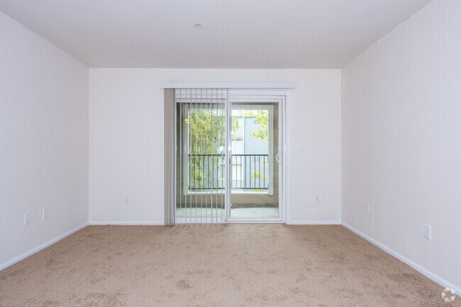 2BR/1BA Apartment on Avian Dr · Vallejo photo 4