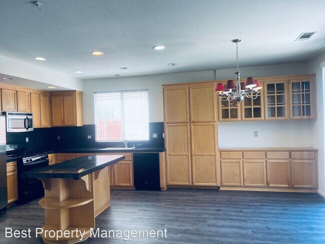 1843 Crown Peak Way, Antioch, CA 94531 photo 3