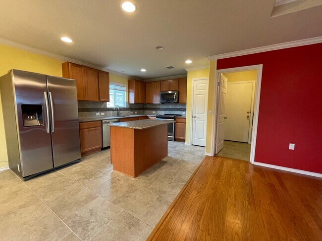 5713 Cass Ct Austin, TX 78754 photo 2