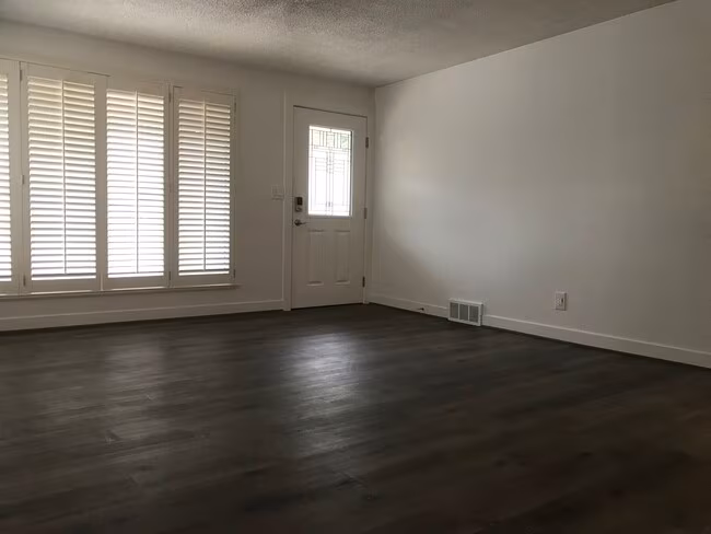2505 Northeast 82nd Street, Seattle, WA 98115 photo 5