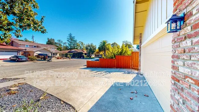 527 Lombard Ave Santa Rosa, CA 95409 photo 5