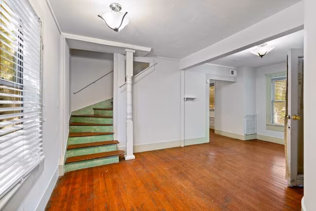 704 Franklin Blvd Austin, TX 78751 photo 2
