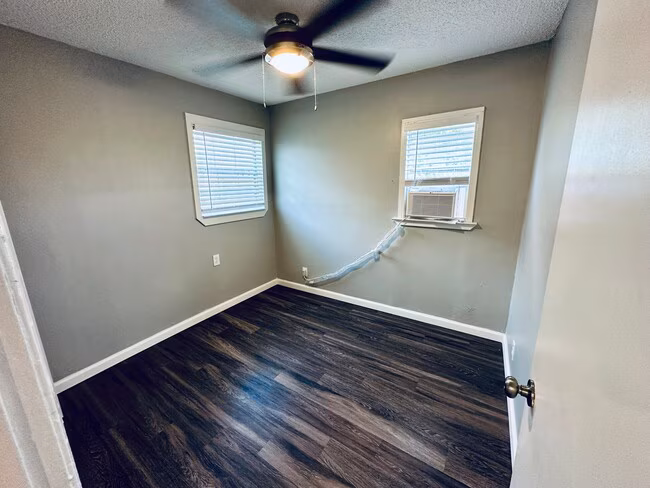 7314 Bennett Ave Austin, TX 78752 photo 5