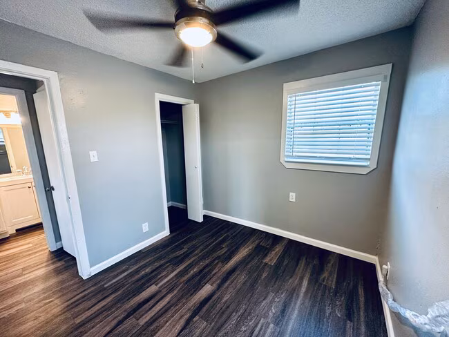 7314 Bennett Ave Austin, TX 78752 photo 4