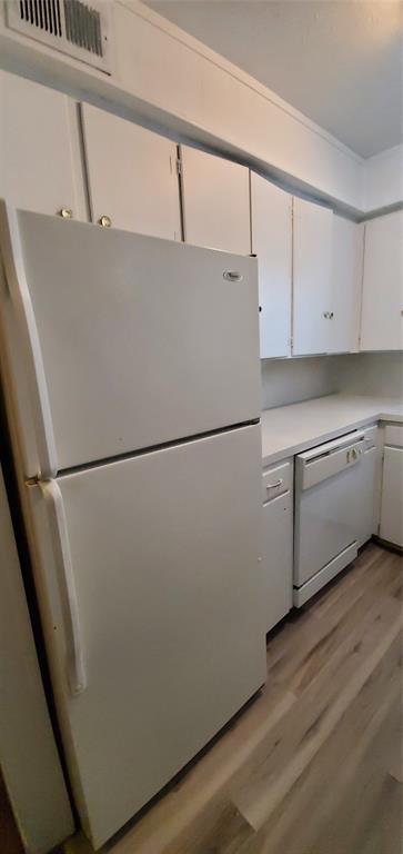 Louise Park Apartments photo 4