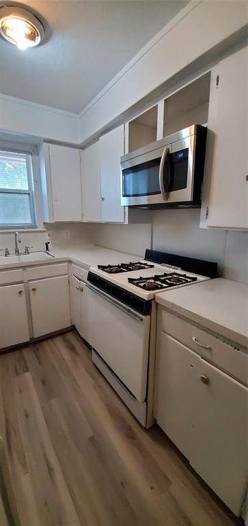 Louise Park Apartments photo 3